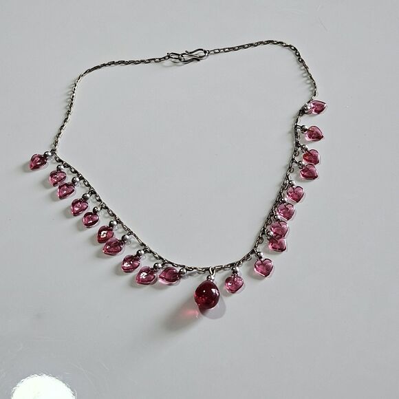 **Final Sale** Silver Tone Red Heart Shaped Glass Dangling Beaded Necklace 14" - Picture 14 of 14